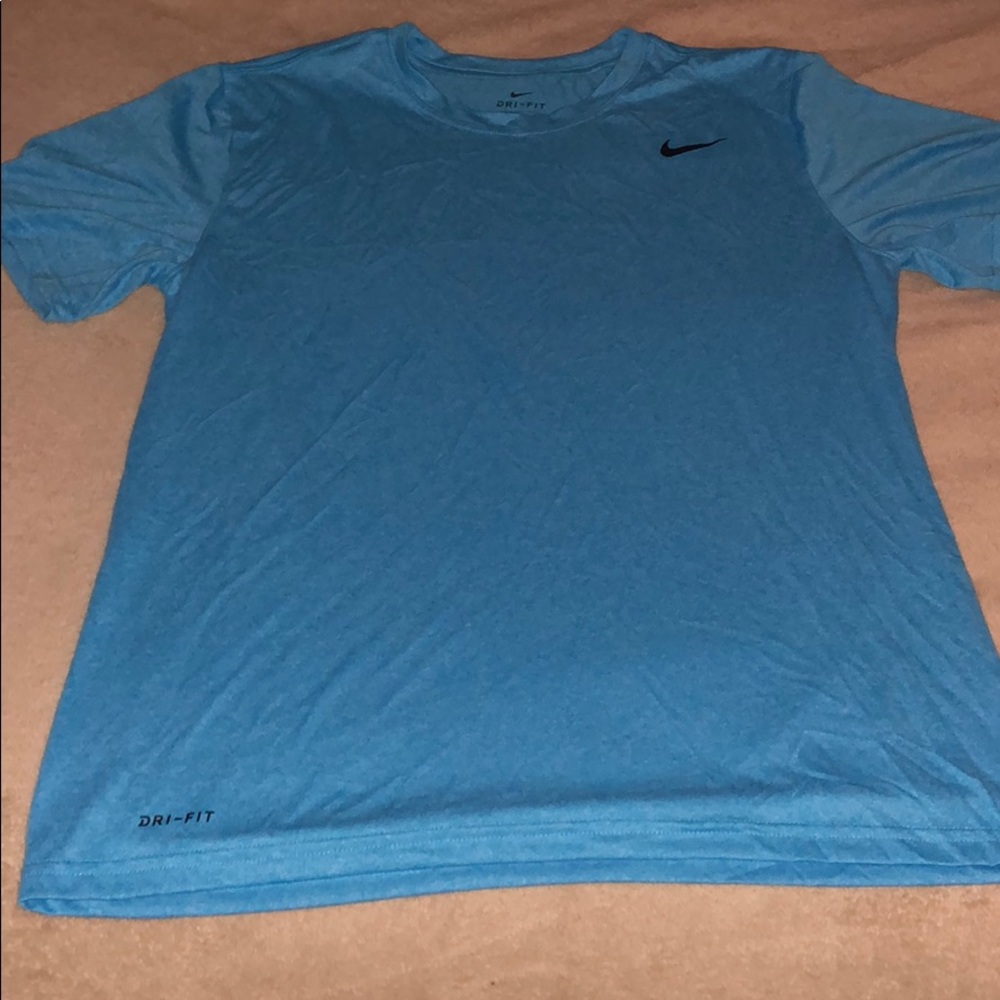 Men’s Nike dry fit t shirt